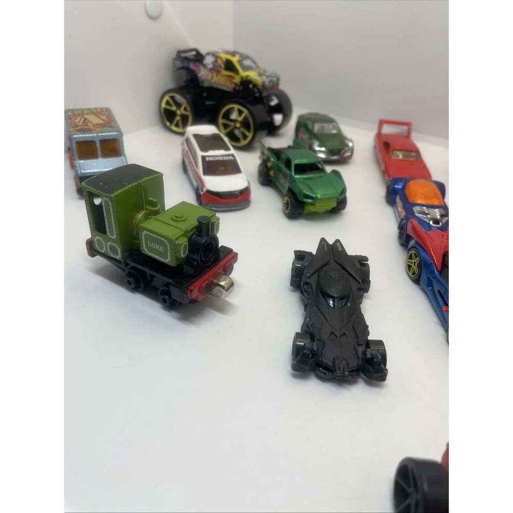 Hot Wheels Cars and 1 Monster Truck,vroom Truck and Loose Lot Of 20 In All Total